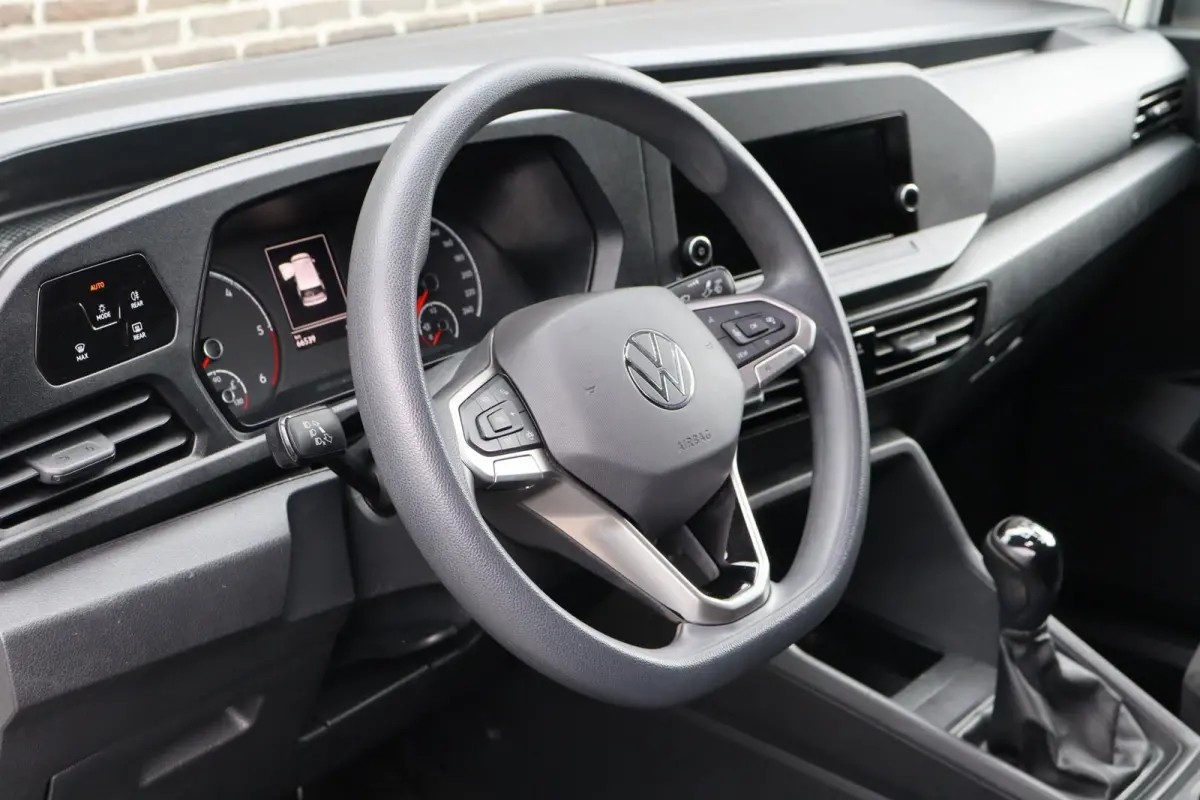 2.0 TDI 75pk Comfort | Parkeersensoren achter | Cruise Control | DAB radio | App Connect