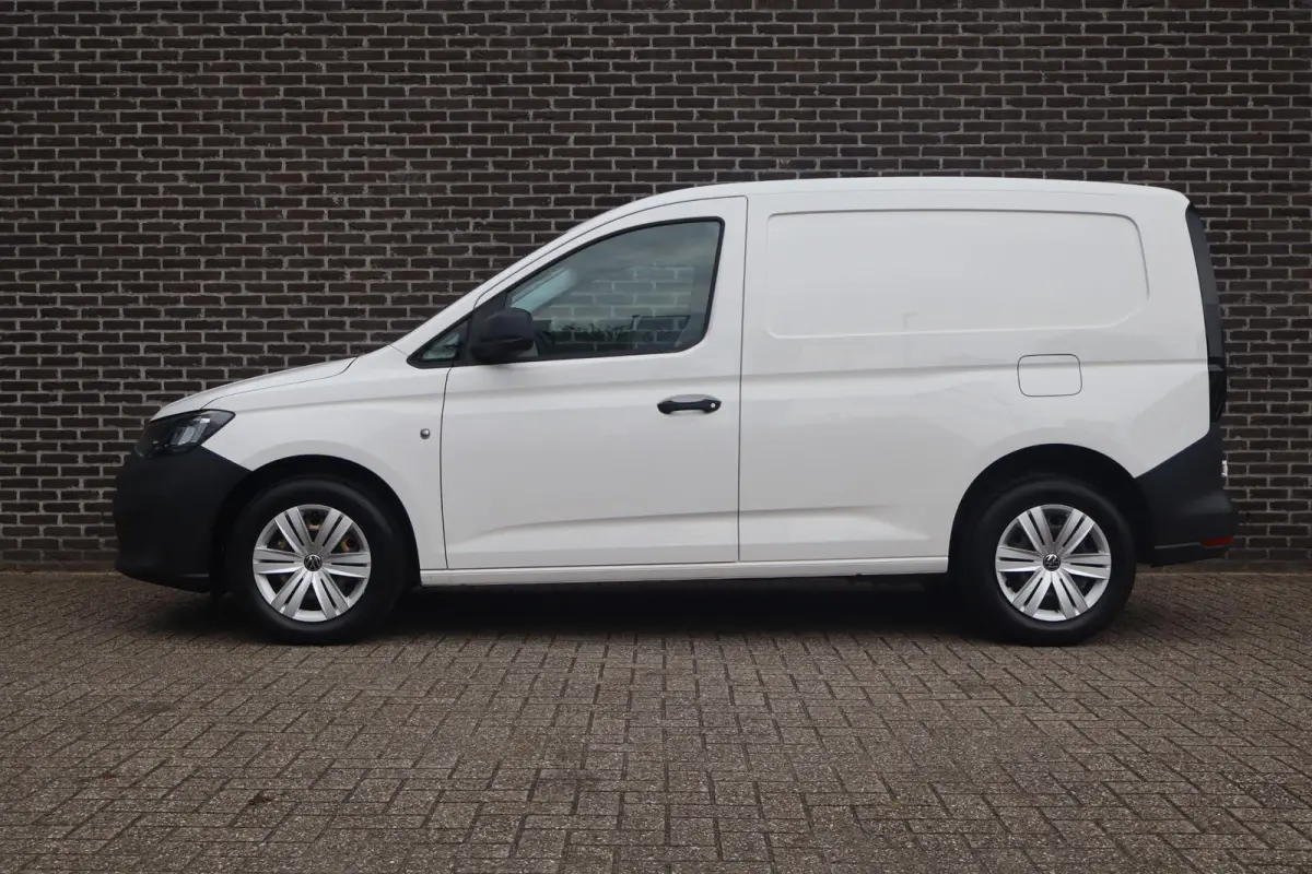 2.0 TDI 75pk Comfort | Parkeersensoren achter | Cruise Control | DAB radio | App Connect