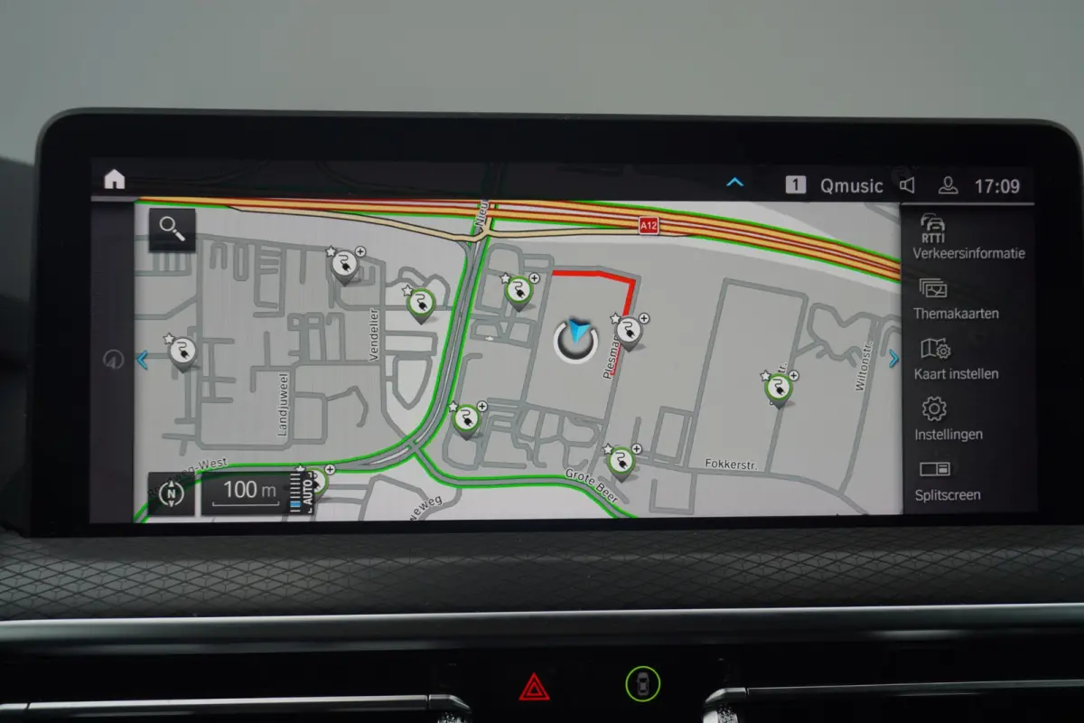 xDrive30e | M Sportpakket | Head-Up Display | Driving Assistant Professional | Trekhaak | Elektrisch verstelbare stoelen