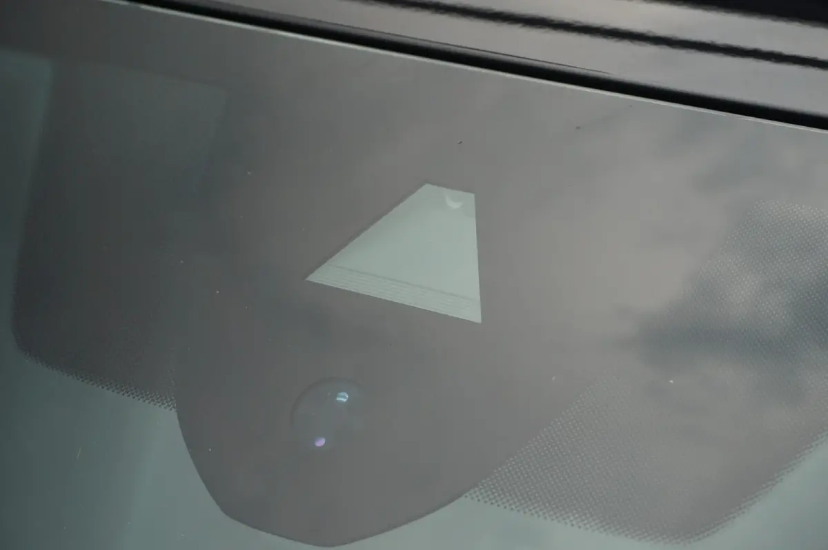1.0 TSI 110pk DSG R-Line | Navigatie | Achteruitrijcamera | Stoelverwarming