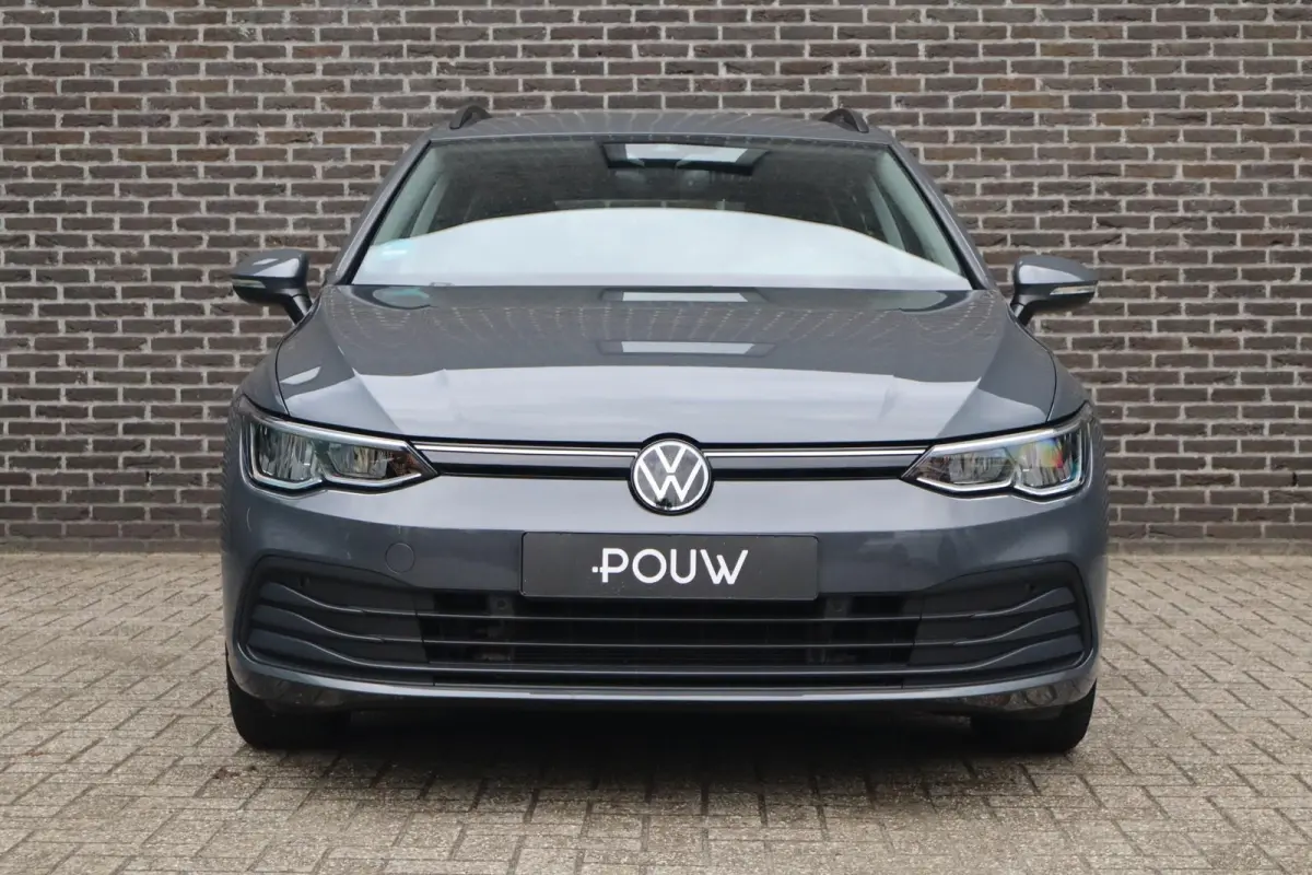 1.0 TSI 110pk Life | Achteruitrijcamera | Navigatie | App Connect draadloos |