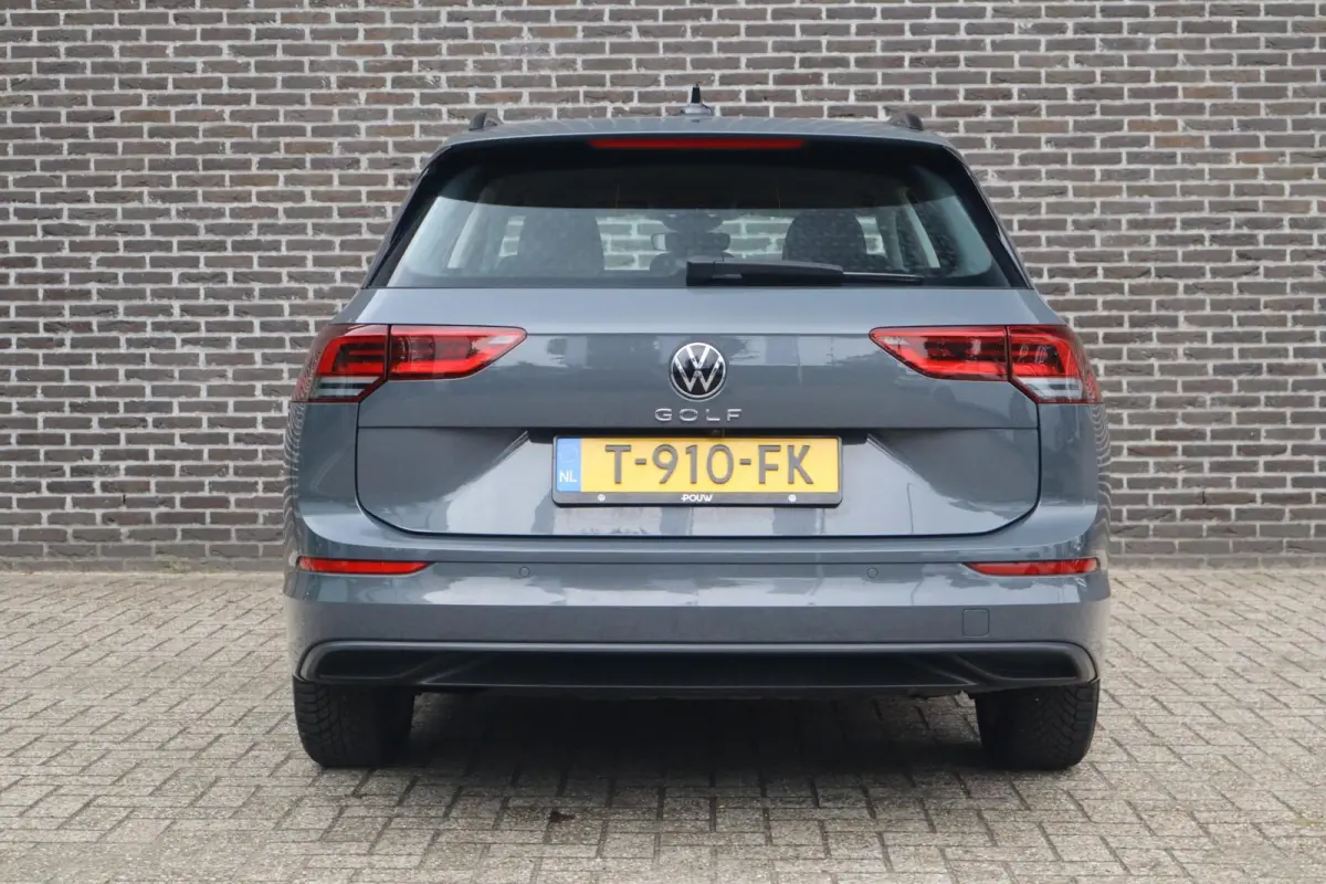 1.0 TSI 110pk Life | Achteruitrijcamera | Navigatie | App Connect draadloos |