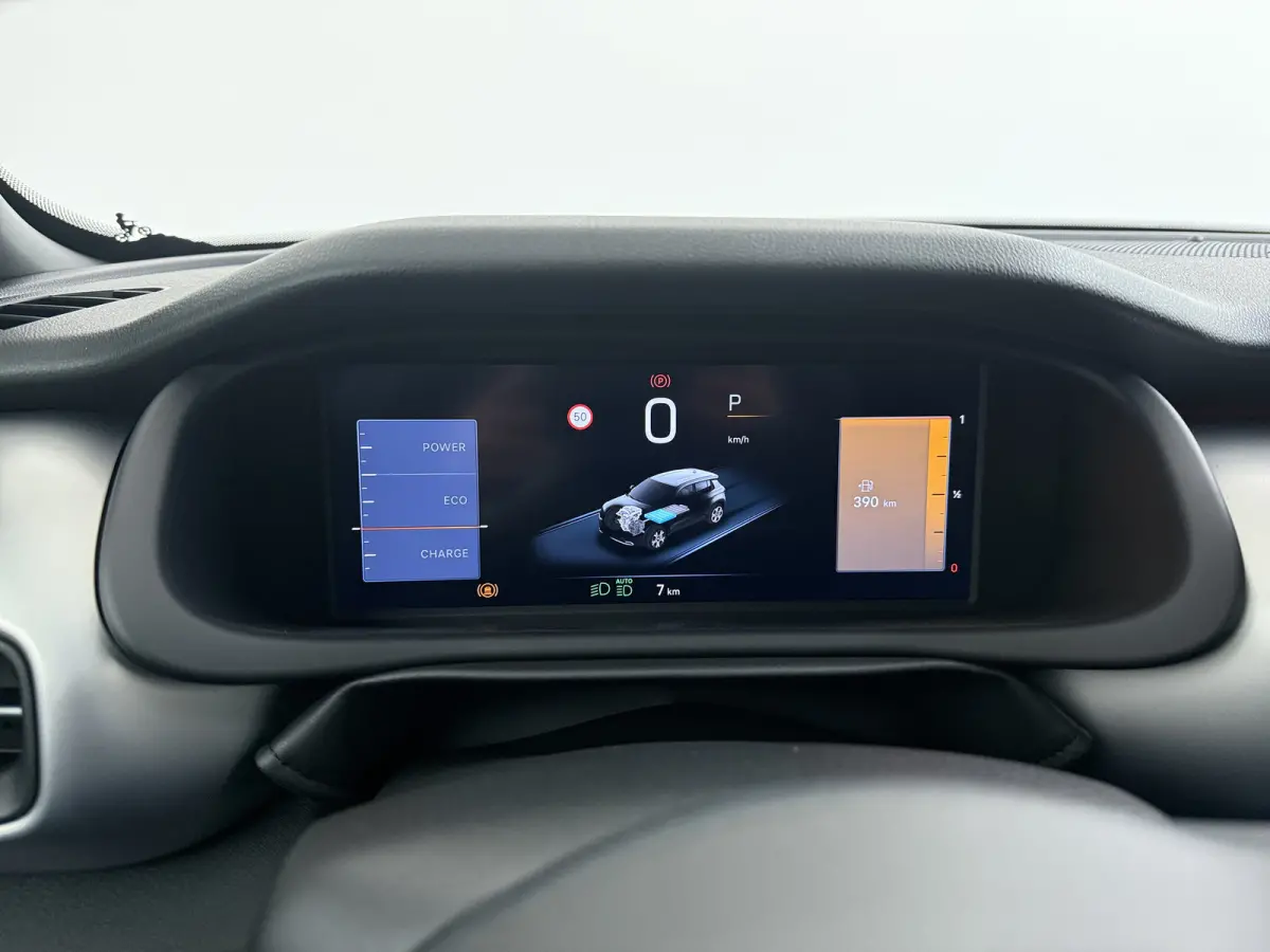 1.2 e-Hybrid Summit | Achterbank in delen neerklapbaar | Achteruitrijcamera | Afdaal assistent