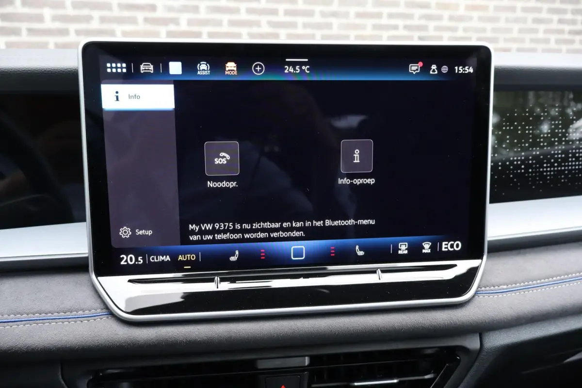 1.5 eHybrid 204pk R-Line Edition | SoH 100% | 360 Graden Camera | Panoramadak | Zwenkbare Trekhaak
