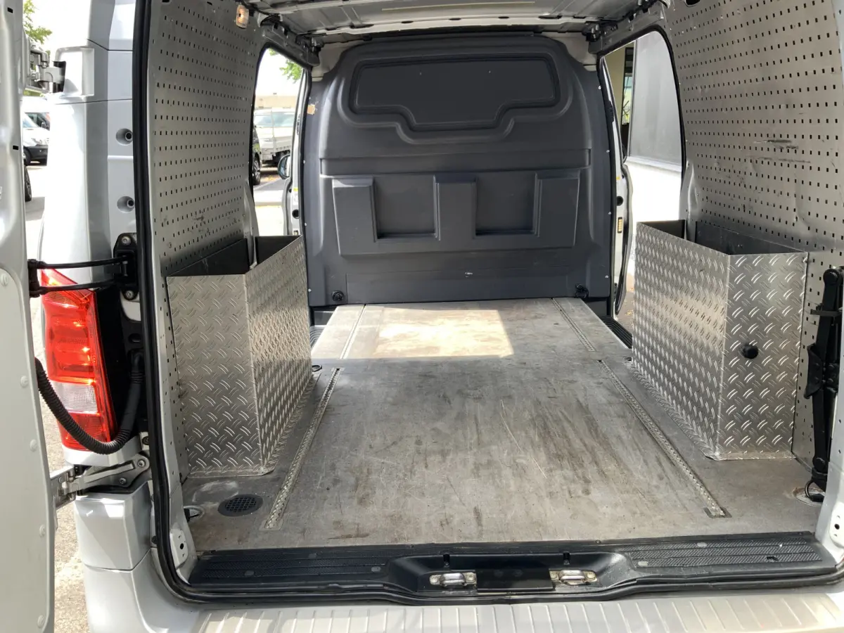 116 CDI Lang Automaat Airco Cruise Camera Dub Schuifdeuren Trekhaak 2000 kg Alu Velg Standkachel Euro 6
