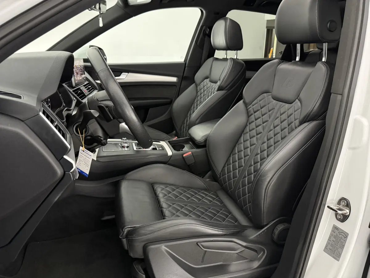 55 TFSI e Quattro Competition S-line Black Edition | Pano | Virtual | Carplay | Trekhaak | Luchtvering | Matrix LED