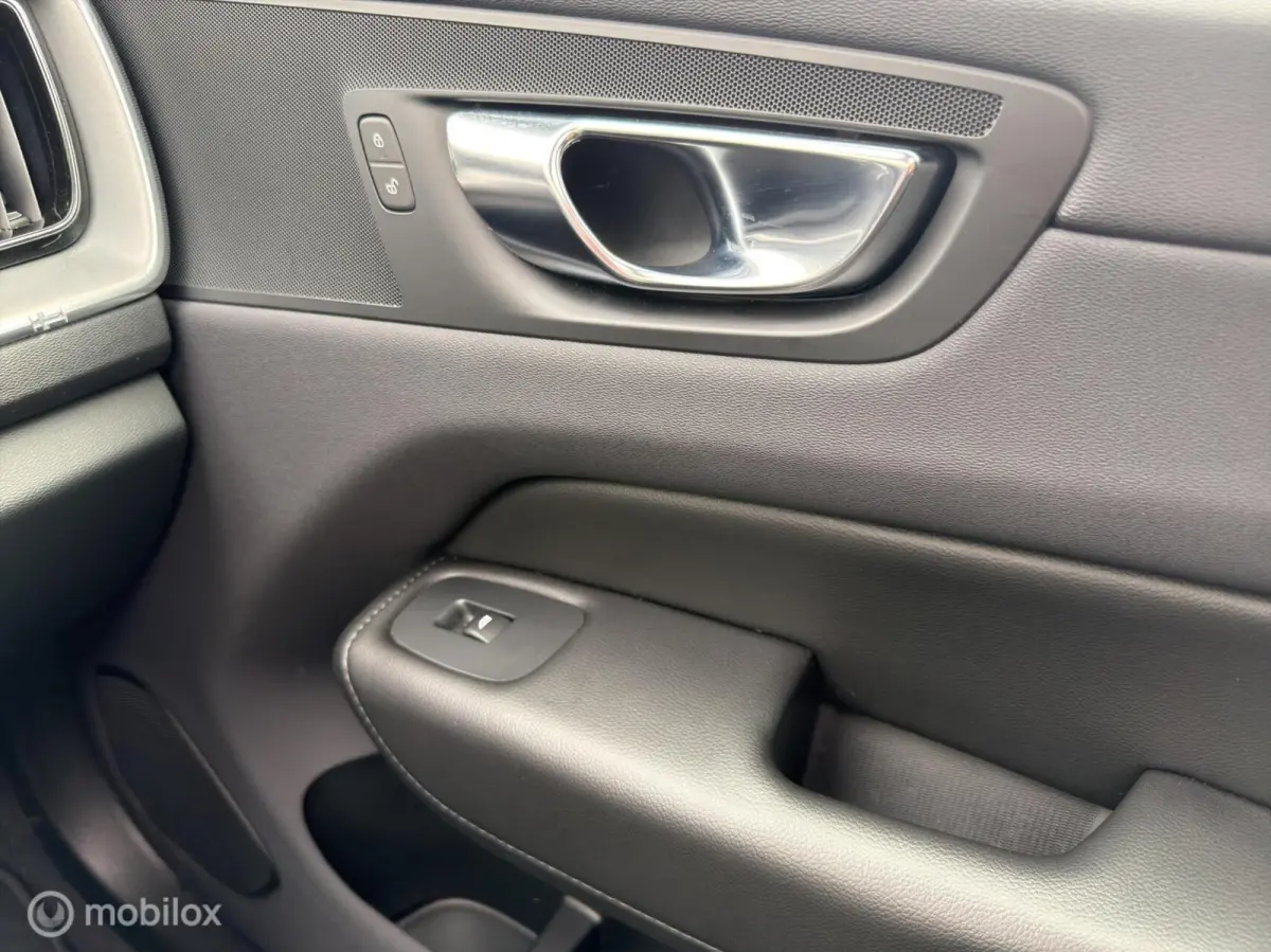 2.0 T6 Plug-in hybrid AWD / Carplay / All in prijs