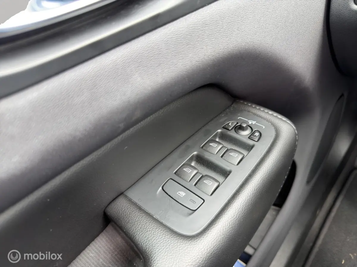 2.0 T6 Plug-in hybrid AWD / Carplay / All in prijs
