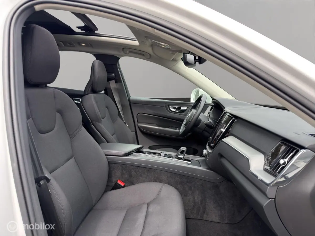 2.0 T6 Plug-in hybrid AWD / Carplay / All in prijs