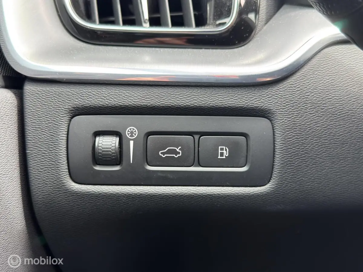 2.0 T6 Plug-in hybrid AWD / Carplay / All in prijs