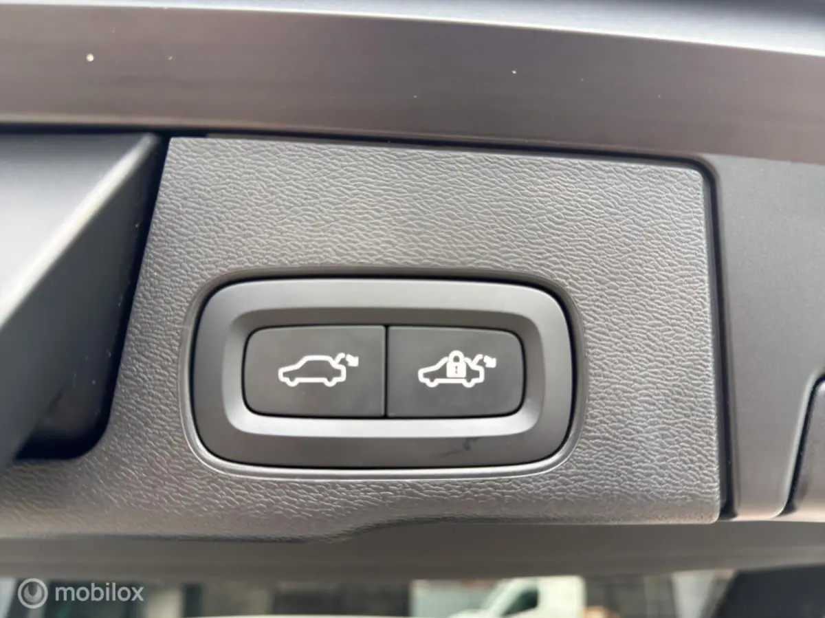 2.0 T6 Plug-in hybrid AWD / Carplay / All in prijs