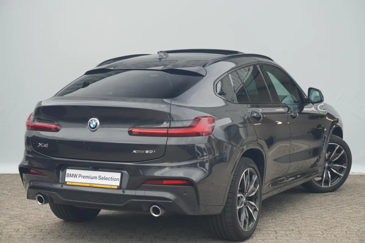 xDrive20i | M Sportpakket | Panoramadak | HiFi System | Head-Up Display | Comfort Access