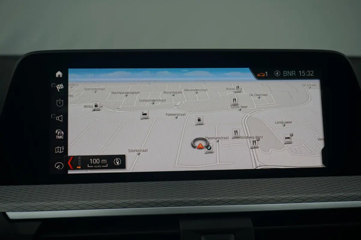 xDrive20i | M Sportpakket | Panoramadak | HiFi System | Head-Up Display | Comfort Access