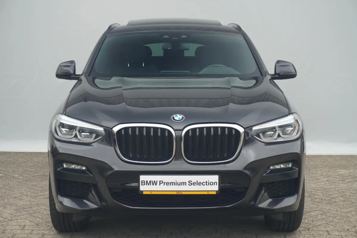 xDrive20i | M Sportpakket | Panoramadak | HiFi System | Head-Up Display | Comfort Access