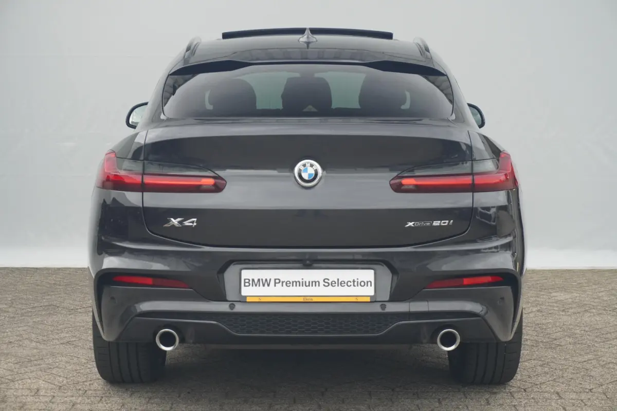 xDrive20i | M Sportpakket | Panoramadak | HiFi System | Head-Up Display | Comfort Access
