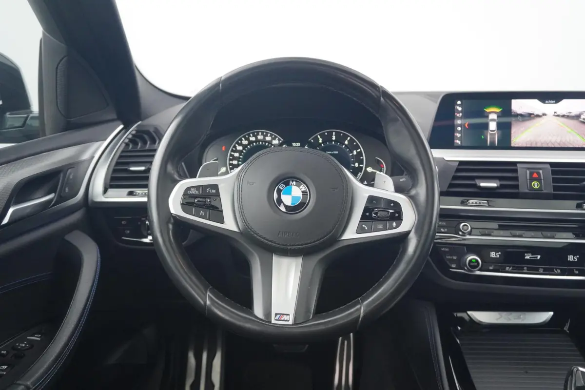 xDrive20i | M Sportpakket | Panoramadak | HiFi System | Head-Up Display | Comfort Access