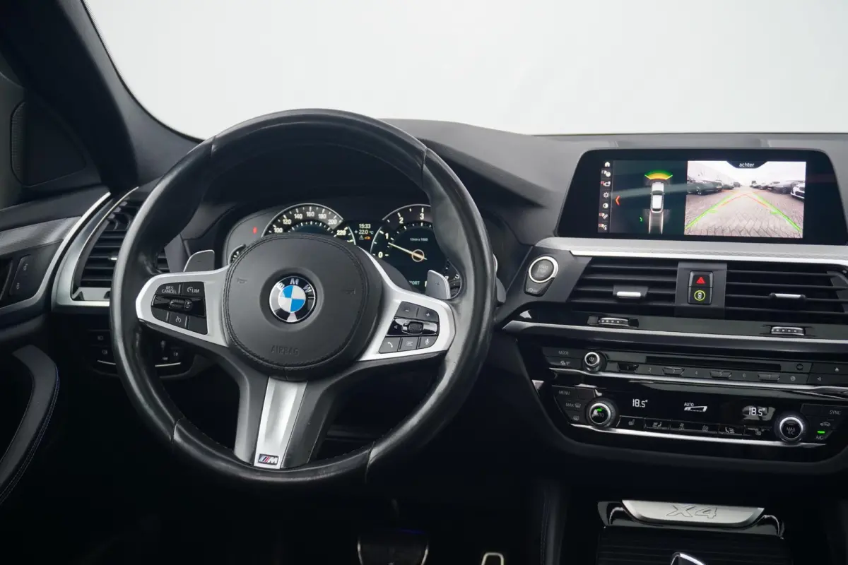 xDrive20i | M Sportpakket | Panoramadak | HiFi System | Head-Up Display | Comfort Access