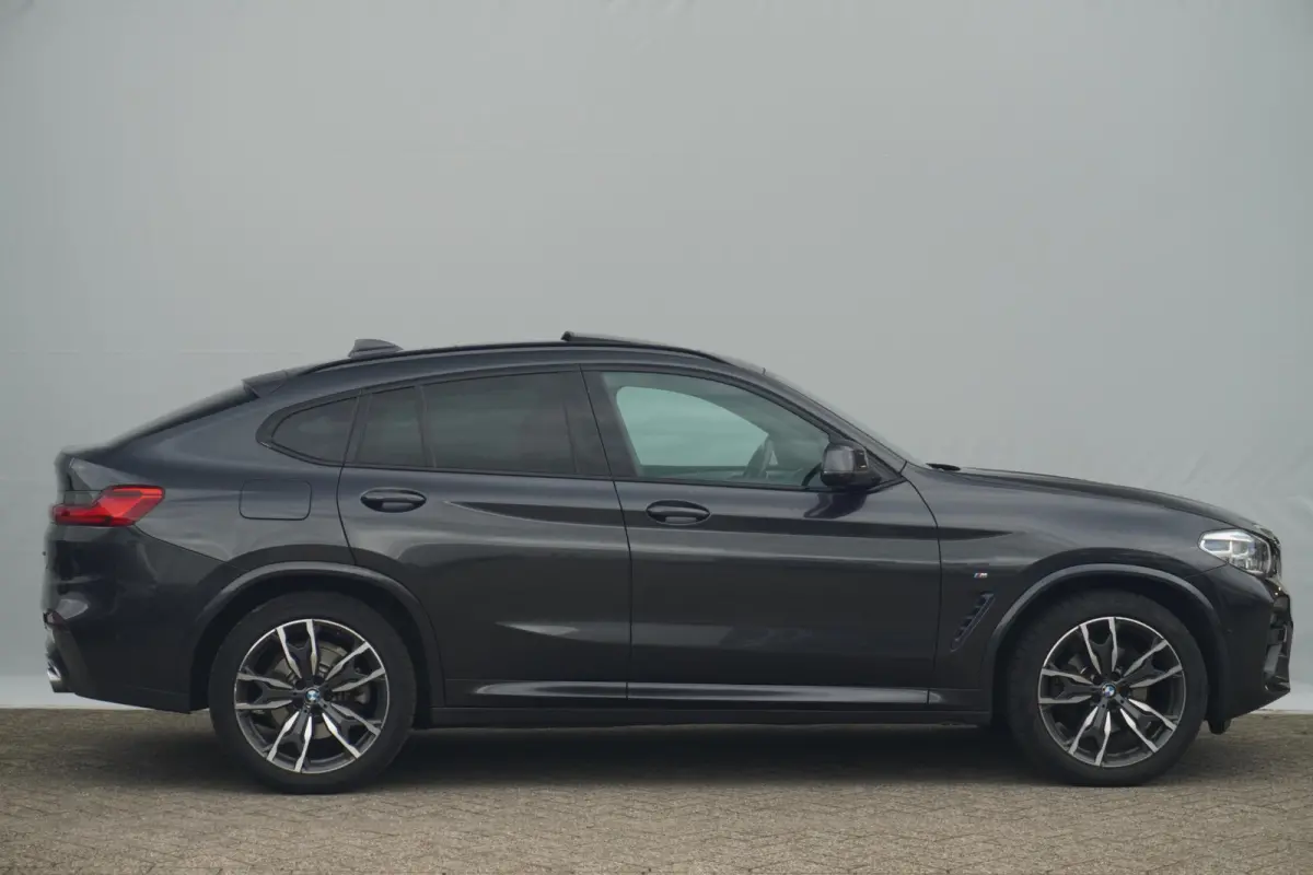 xDrive20i | M Sportpakket | Panoramadak | HiFi System | Head-Up Display | Comfort Access