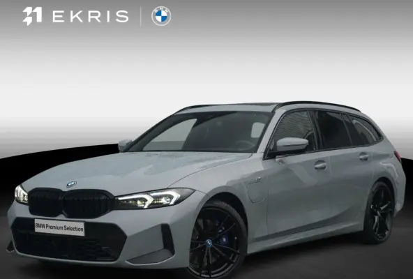 320e | M Sportpakket Pro | Panoramadak | Trekhaak | Comfort Acces