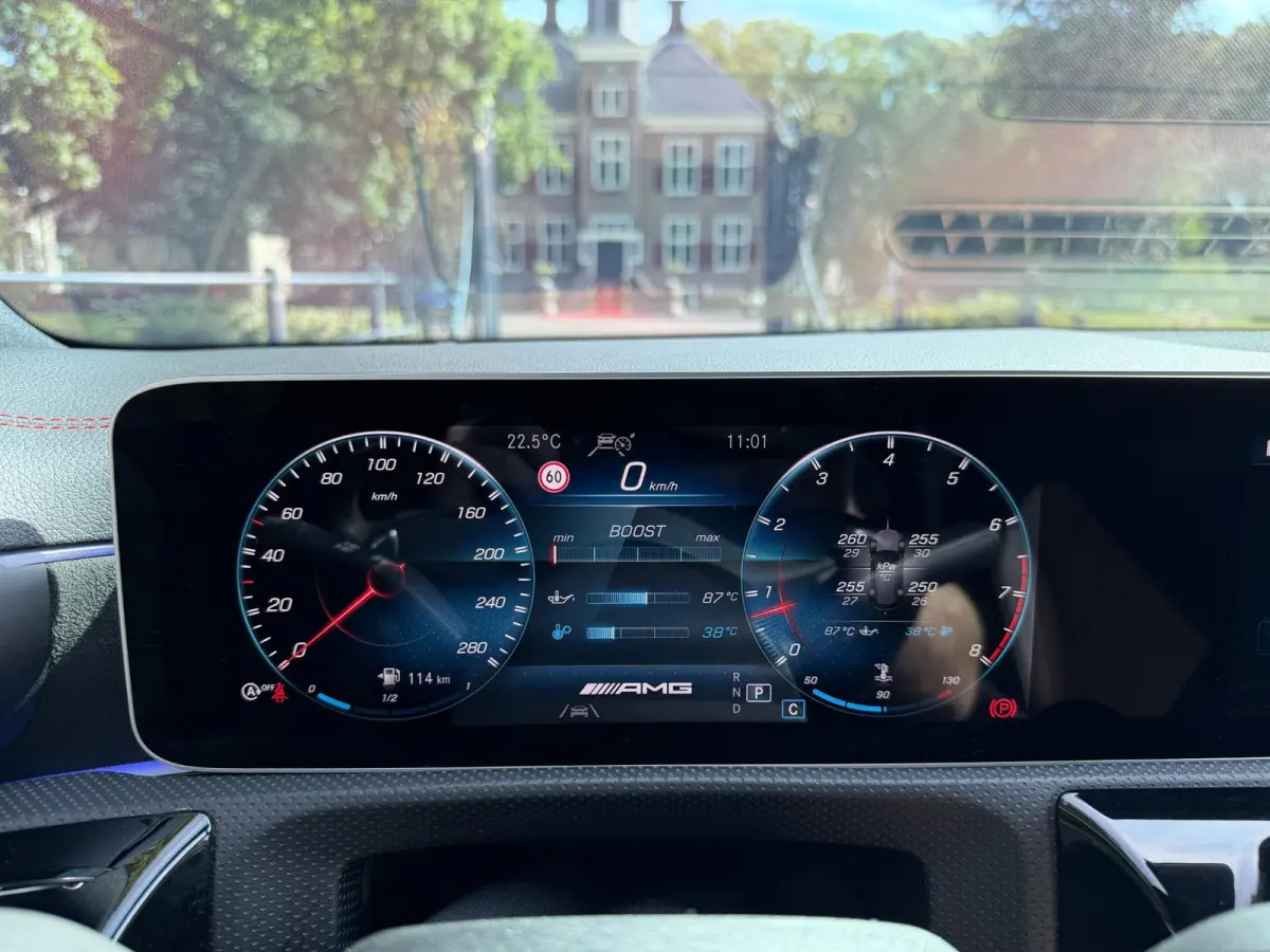 AMG 35 4MATIC Premium Plus | Pano | HUD | Burmester |
