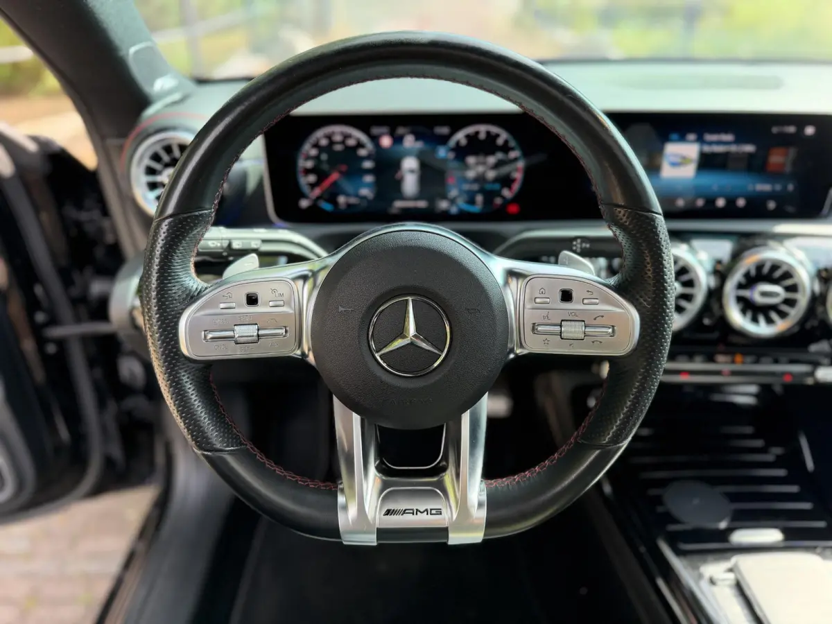 AMG 35 4MATIC Premium Plus | Pano | HUD | Burmester |
