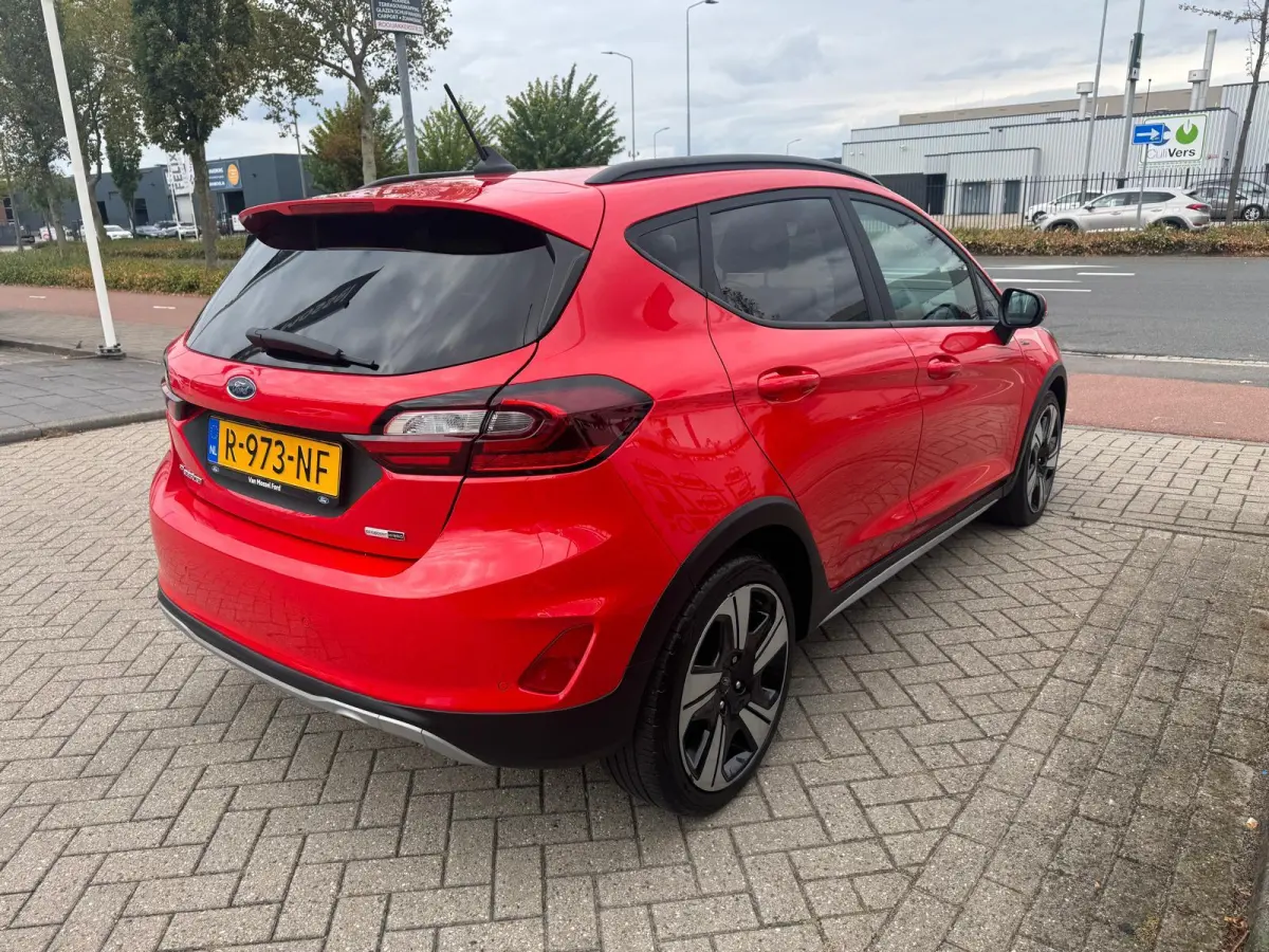 1.0 EcoBoost Hybrid Active X | Cruise Ctrl | NAV | Achteruirijcamera | Keyless Entry | 17* inch LMV |