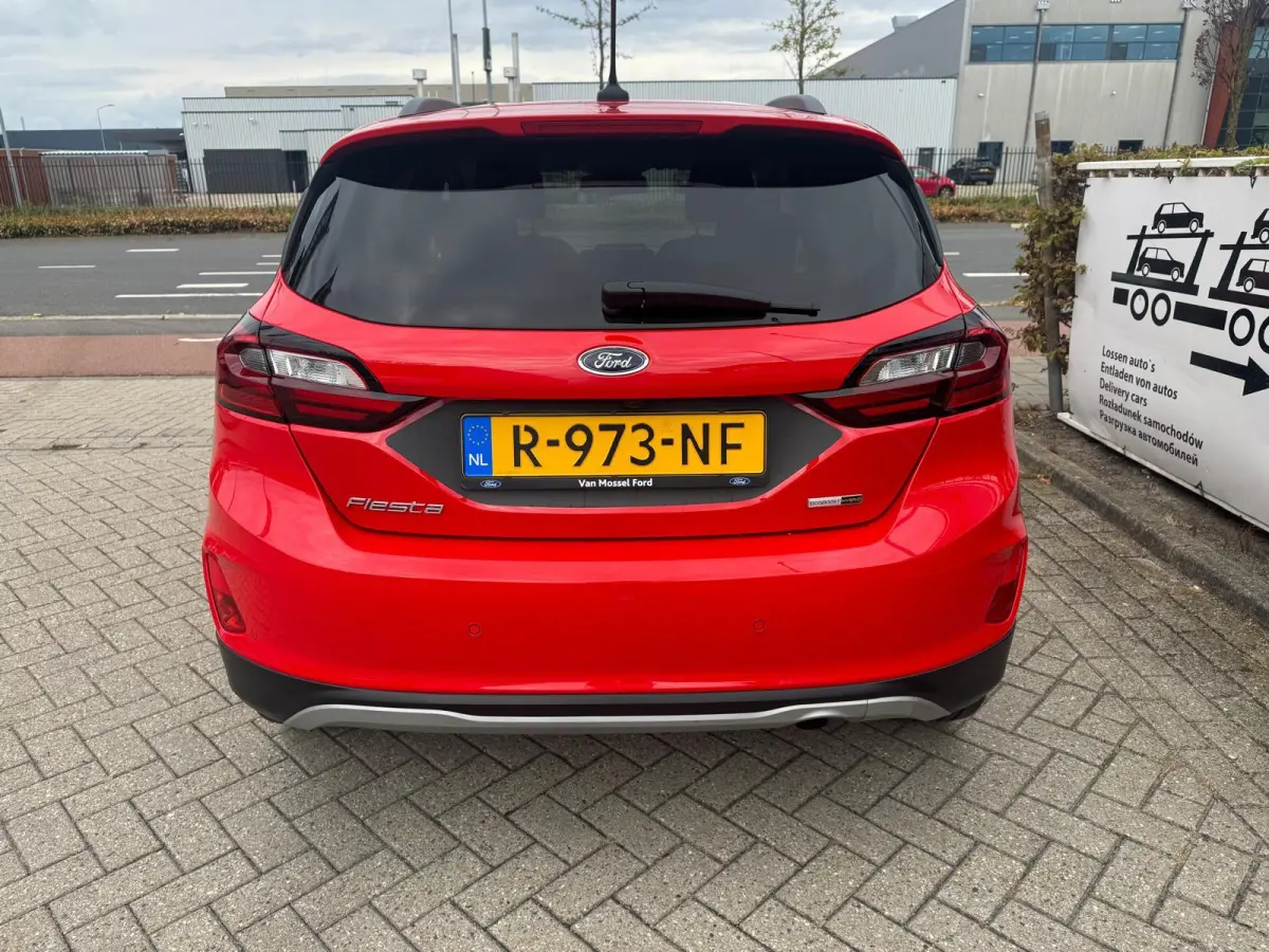 1.0 EcoBoost Hybrid Active X | Cruise Ctrl | NAV | Achteruirijcamera | Keyless Entry | 17* inch LMV |