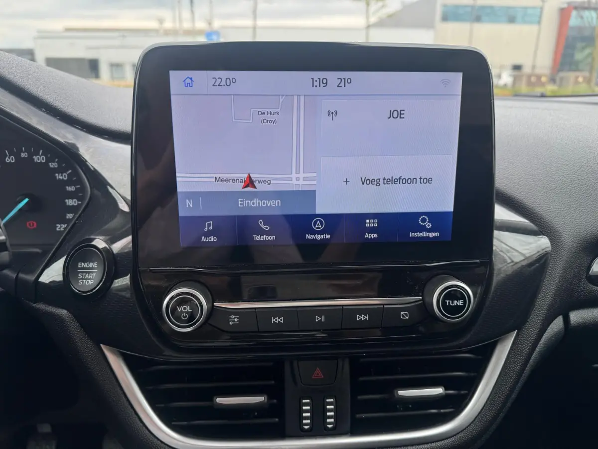 1.0 EcoBoost Hybrid Active X | Cruise Ctrl | NAV | Achteruirijcamera | Keyless Entry | 17* inch LMV |