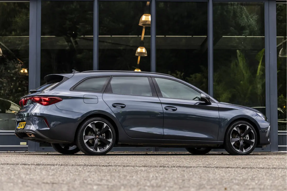 1.5 TSI e-Hybrid Business