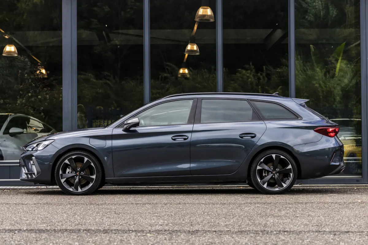 1.5 TSI e-Hybrid Business