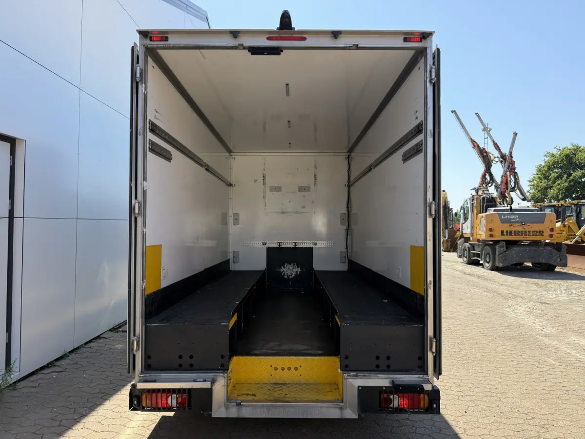 Plancher T35 2.3 DCI 150PK Lowliner Bakwagen Airco Cruise Control Camera Foodtruck Meubelbak Paardenwagen