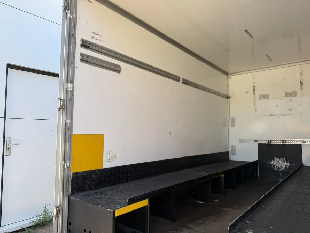 Plancher T35 2.3 DCI 150PK Lowliner Bakwagen Airco Cruise Control Camera Foodtruck Meubelbak Paardenwagen