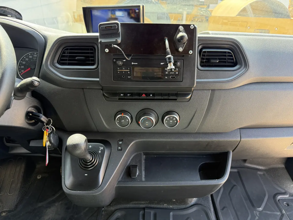 Plancher T35 2.3 DCI 150PK Lowliner Bakwagen Airco Cruise Control Camera Foodtruck Meubelbak Paardenwagen