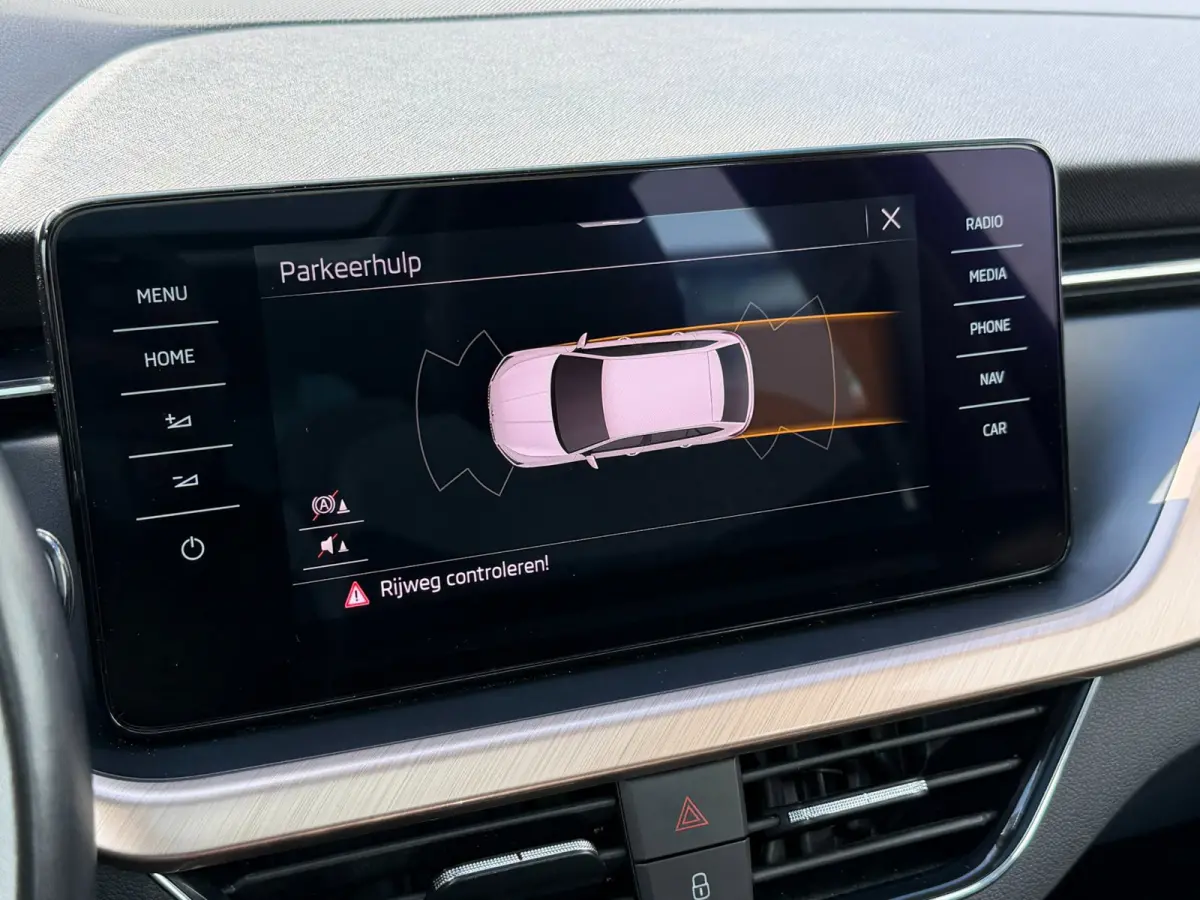 1.0 TSI Business Edition l DSG l PANO