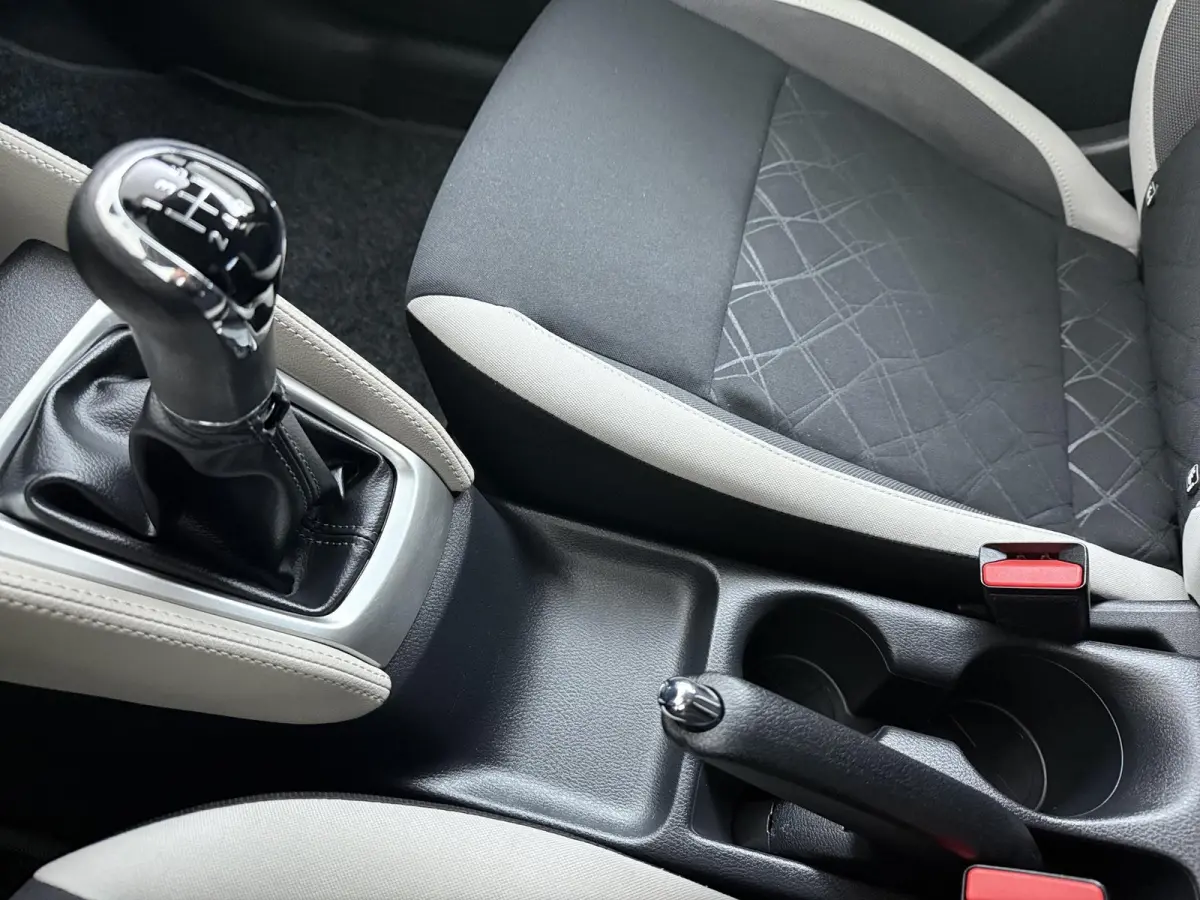 1.0 IG-T N-Connecta | Parkeercamera | Navigatie | Climate Control |