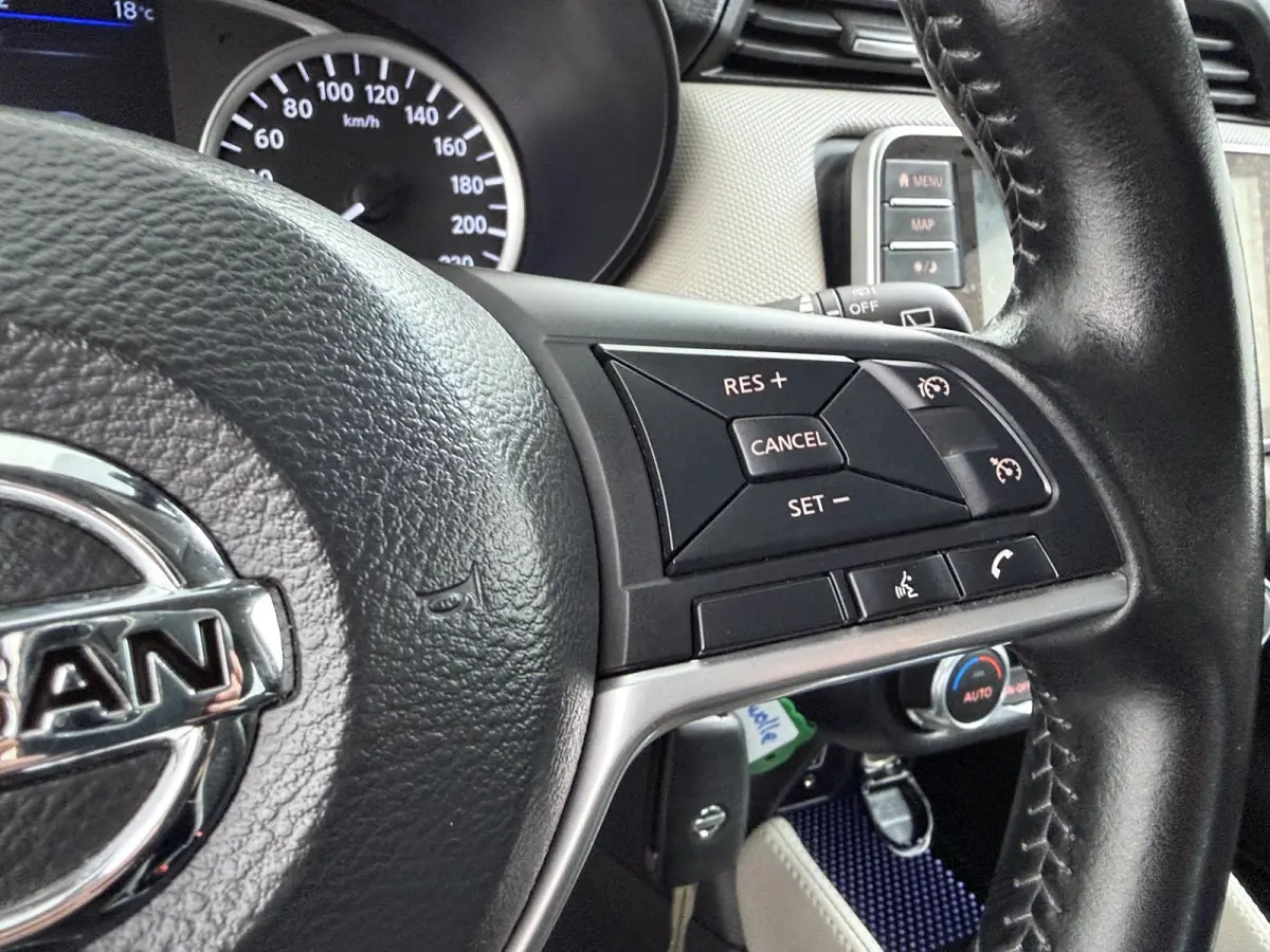 1.0 IG-T N-Connecta | Parkeercamera | Navigatie | Climate Control |