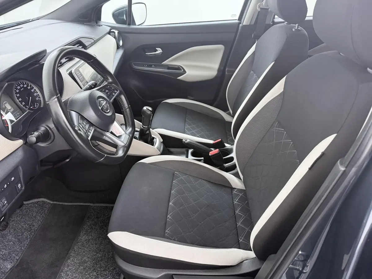 1.0 IG-T N-Connecta | Parkeercamera | Navigatie | Climate Control |