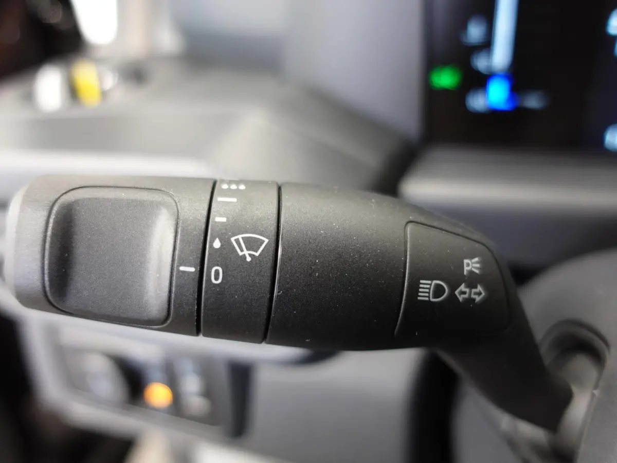 300 2.0 TDCI L2H1 Trend NIEUW MODEL Automaat Navigatie Airco Cruise control Parkeer sensoren Camera Trekhaak