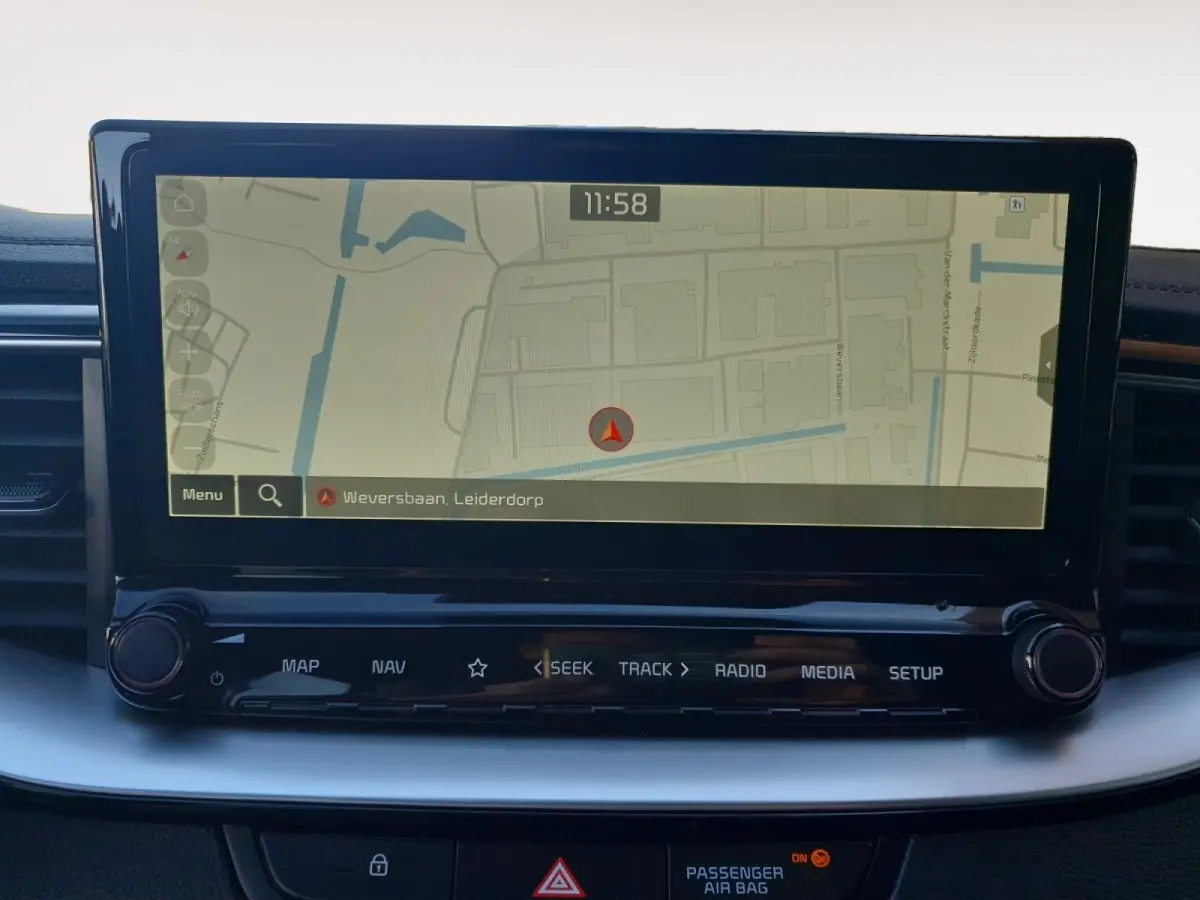 1.5 T-GDi GT-Line | Stoel en stuurverwarming | Navigatie | Elektrische achterklep | Camera | Climate control | Apple Carplay / Android Auto |