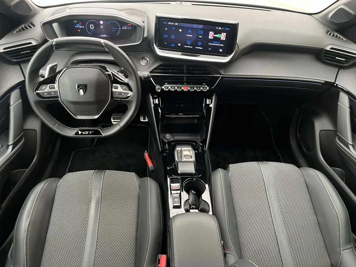 Hybrid 145 e-DCS6 GT Automaat | Camera voor + achter | Adaptive Cruise Control | Dodehoekdetectie | Keyless | Carplay/Android Auto |