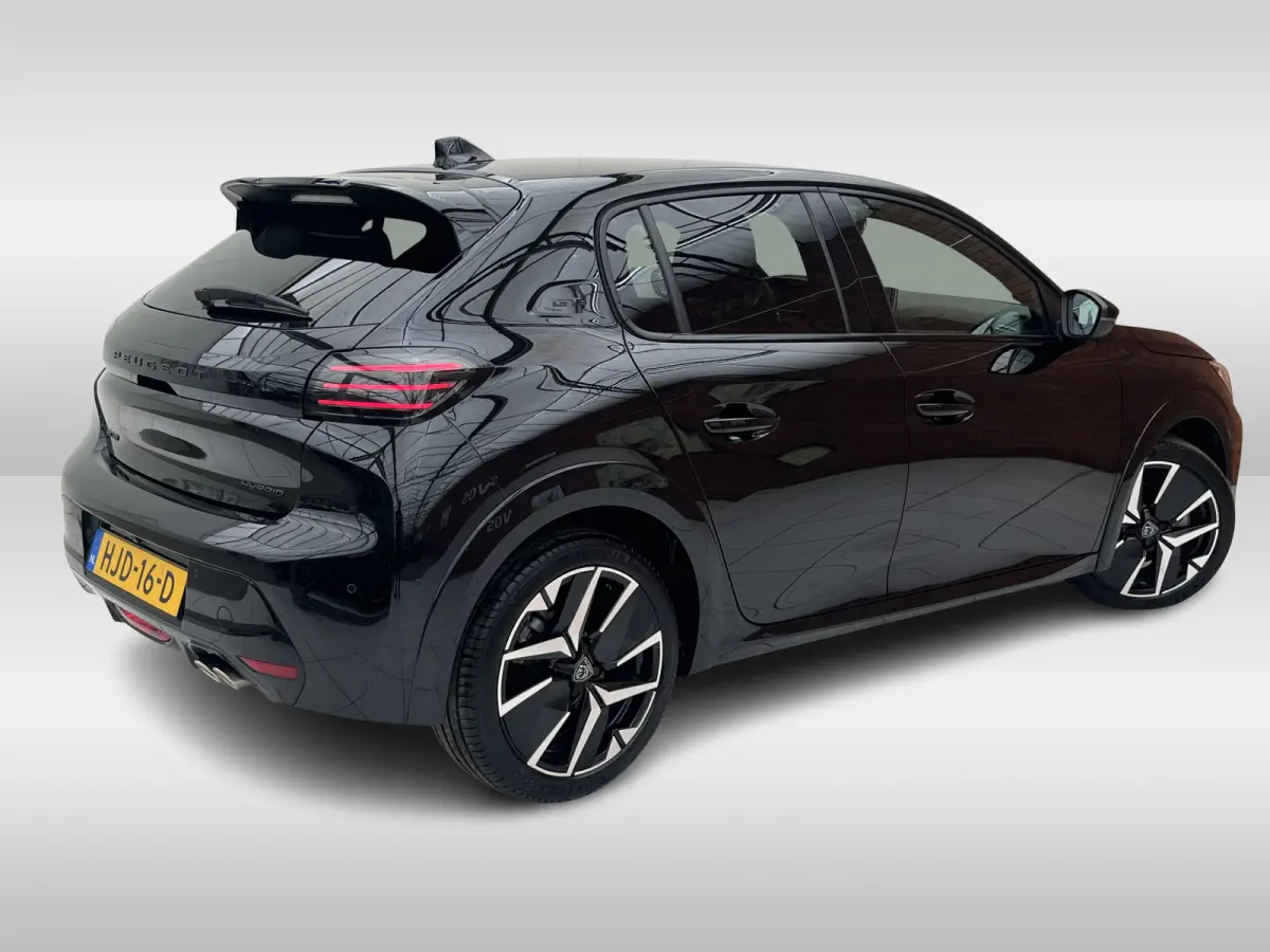 Hybrid 145 e-DCS6 GT Automaat | Camera voor + achter | Adaptive Cruise Control | Dodehoekdetectie | Keyless | Carplay/Android Auto |