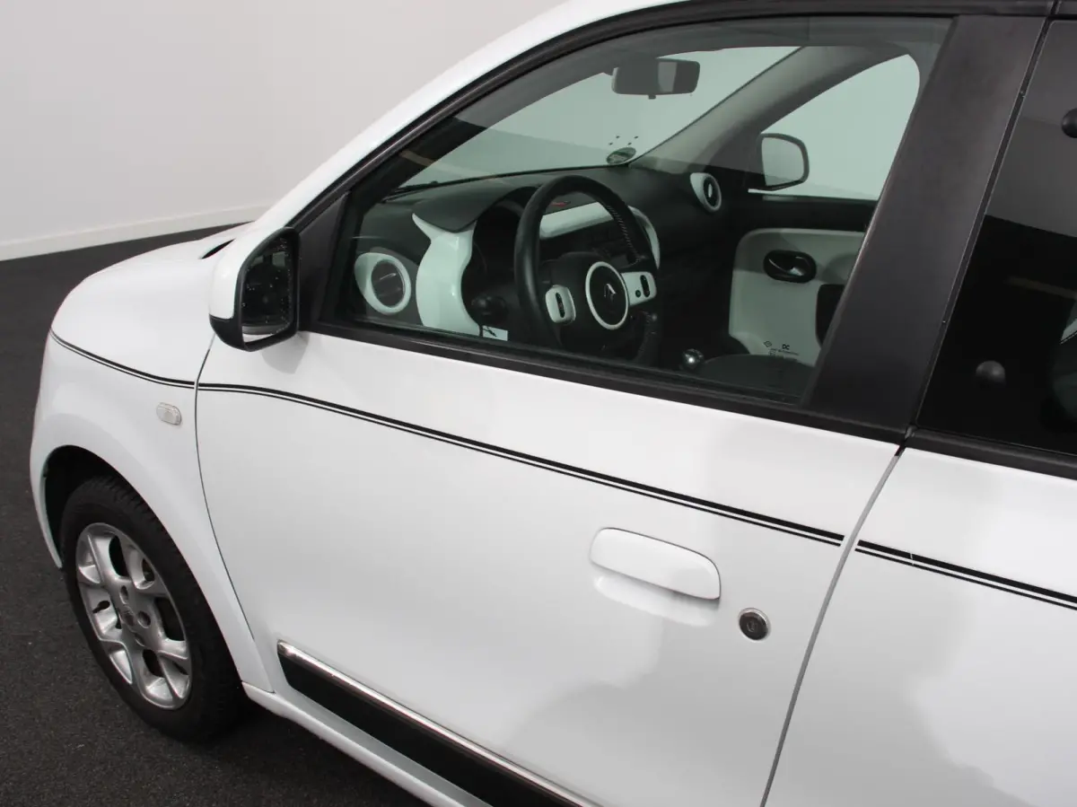 0.9 TCe Intens Climate control Radio / cd Lichtmetalen velgen Centrale vergendeling + Afstandbediening Electrische ramen 33500 km!