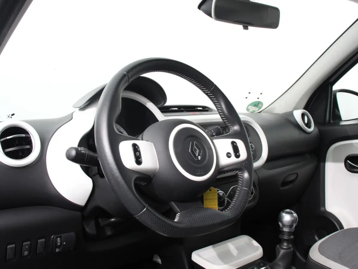 0.9 TCe Intens Climate control Radio / cd Lichtmetalen velgen Centrale vergendeling + Afstandbediening Electrische ramen 33500 km!