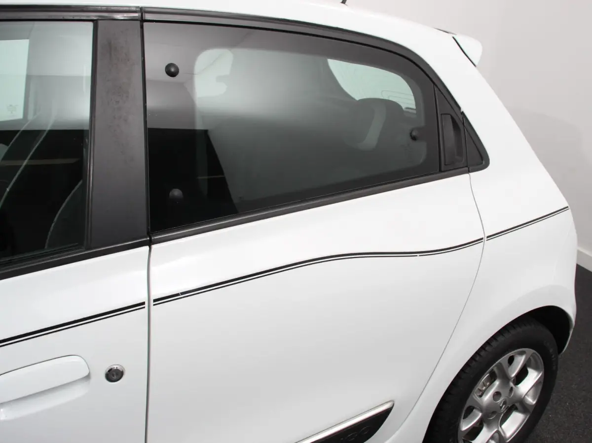 0.9 TCe Intens Climate control Radio / cd Lichtmetalen velgen Centrale vergendeling + Afstandbediening Electrische ramen 33500 km!