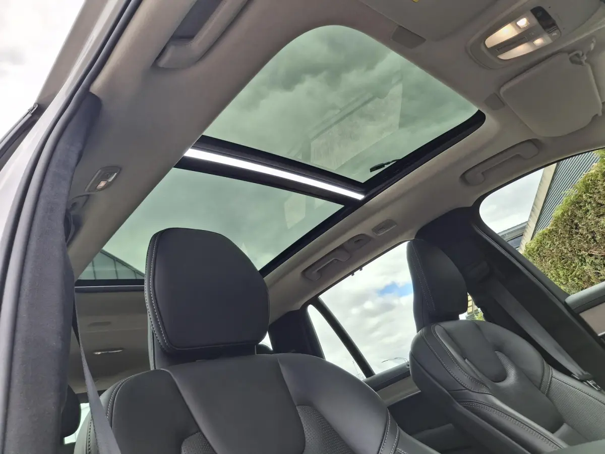 T8 Plug-in hybrid AWD Ultra Dark | Luchtvering | Trekhaak | Massagestoelen | Bowers & Wilkins |