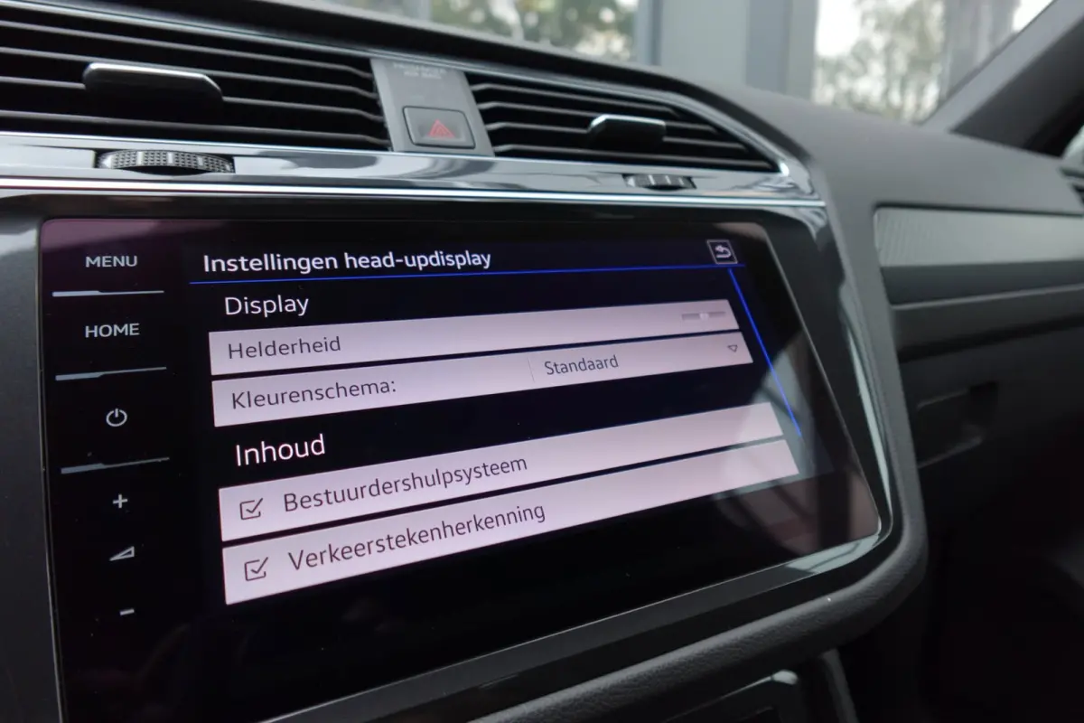1.5 TSI R-Line PANO KEYLESS 360