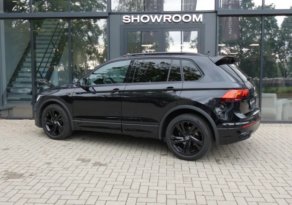 1.5 TSI R-Line PANO KEYLESS 360
