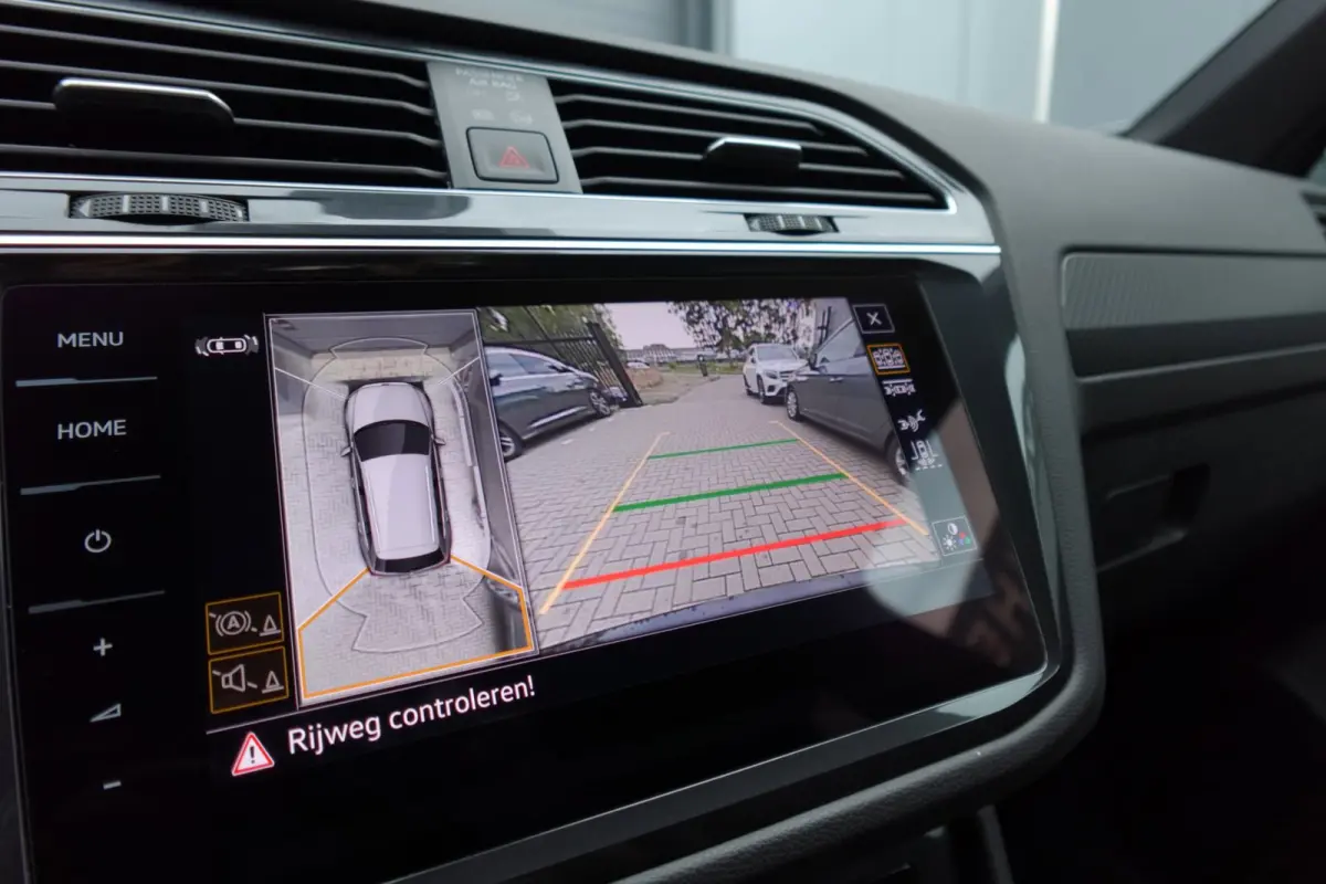 1.5 TSI R-Line PANO KEYLESS 360