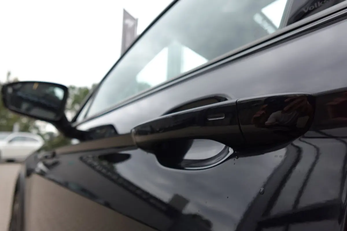 1.5 TSI R-Line PANO KEYLESS 360