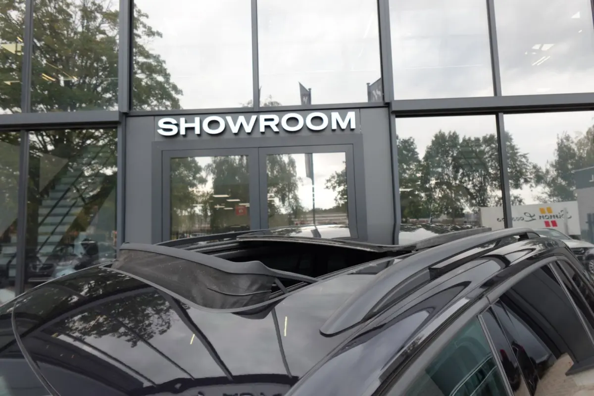 1.5 TSI R-Line PANO KEYLESS 360